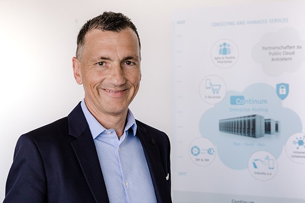vorstand-vertrieb-marketing-entwicklung-continum-julian-sayer Julian Sayer, Vorstand Vertrieb, Marketing und Entwicklung der Continum AG aus Freiburg in Baden-Württemberg.